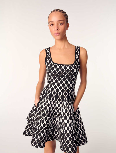 Mayalina Monochrome Muse